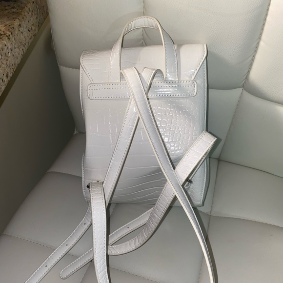 Book bag purse - Picture 2 of 3